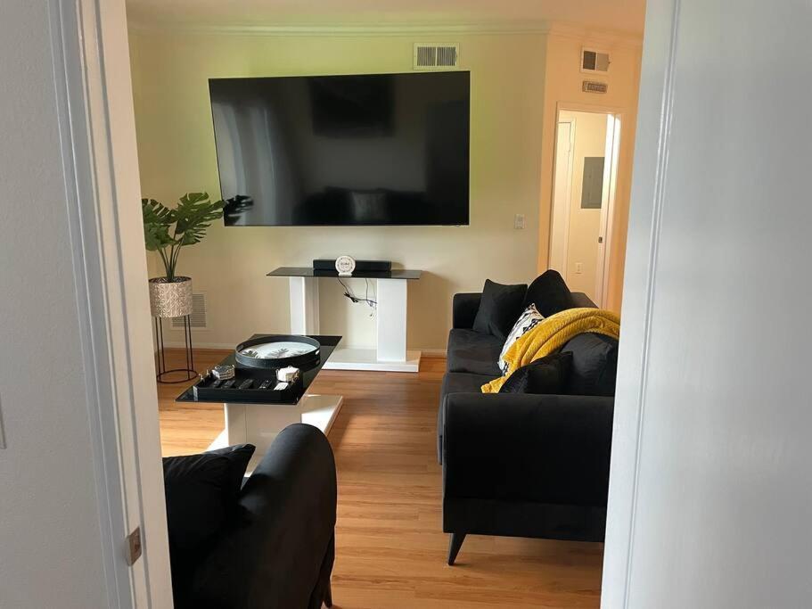 Luxury 2 Bedroom In Downtown La! * Los Angeles